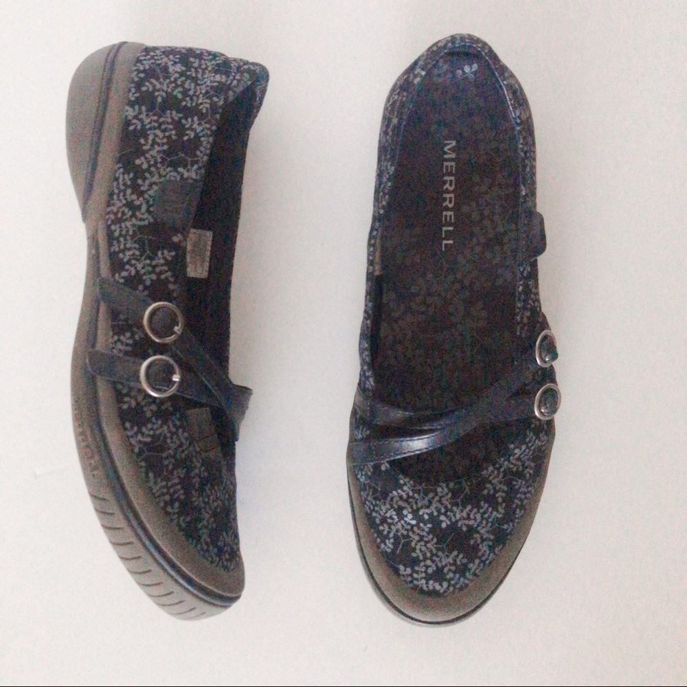 Merrell black and grey Mary Janes size 8.5